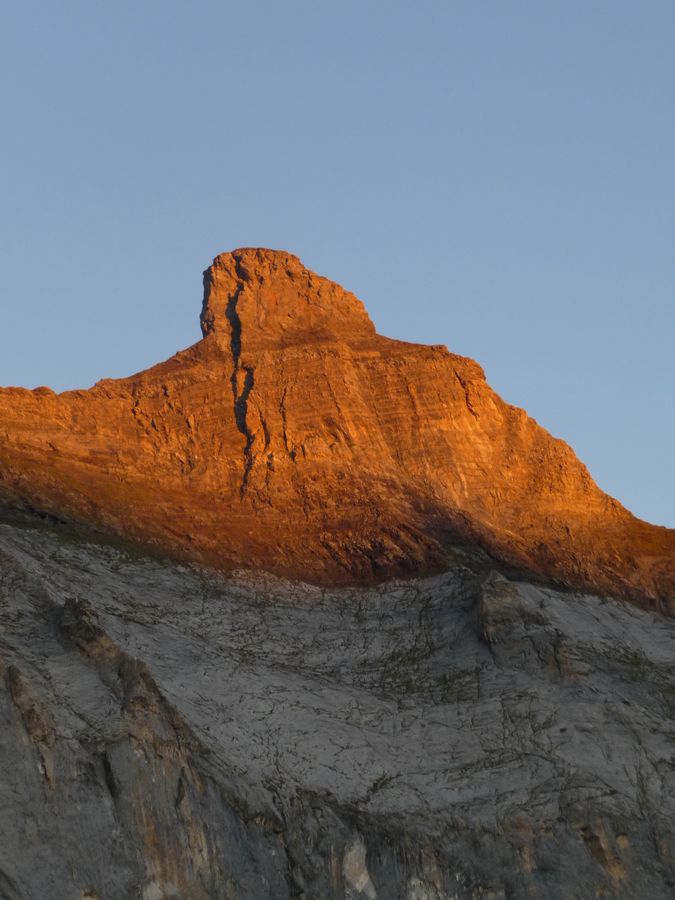 Pic de Gerbats (Vallée d'Aure) au lever du soleil