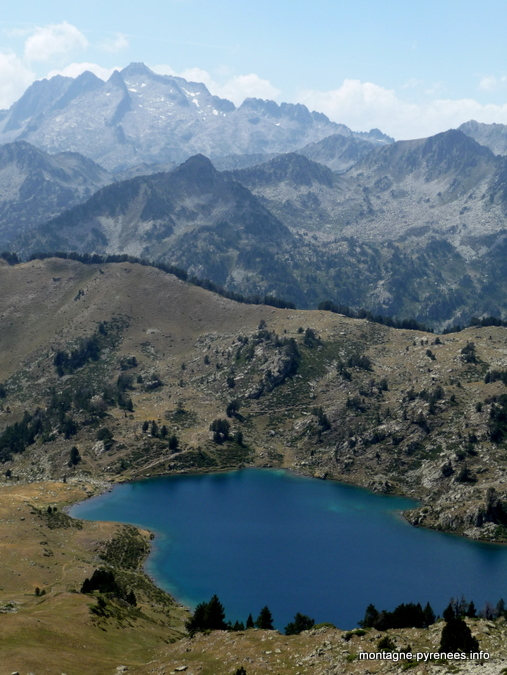 Lac de Bastan vu depuis le col de Bastan