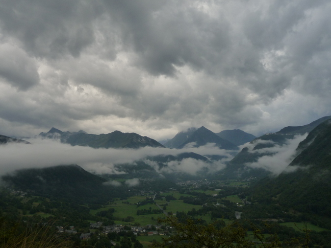 Vallée d'Aure sous les nuages